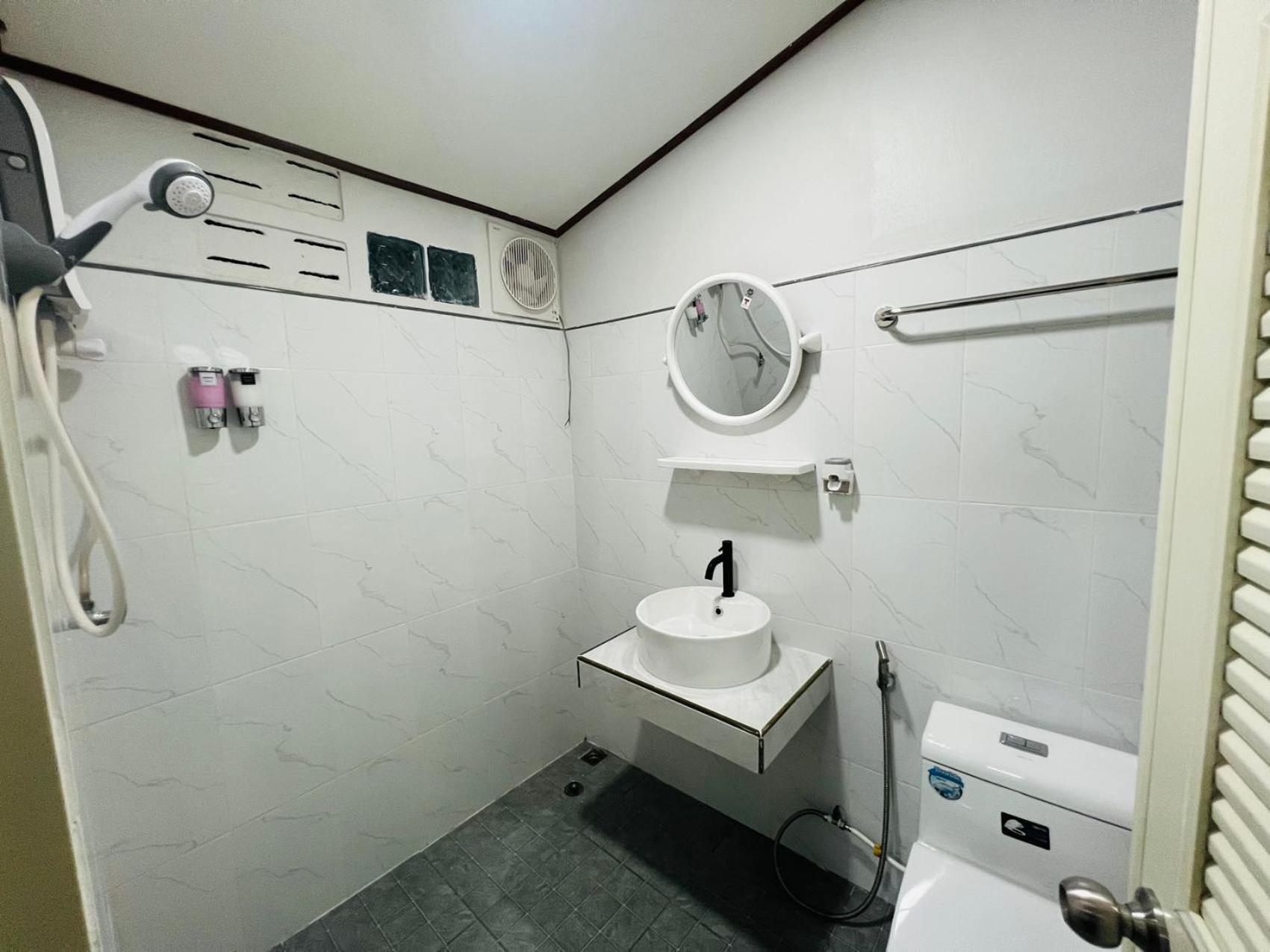 Lungwang Guest House Ban Rak Thai Εξωτερικό φωτογραφία